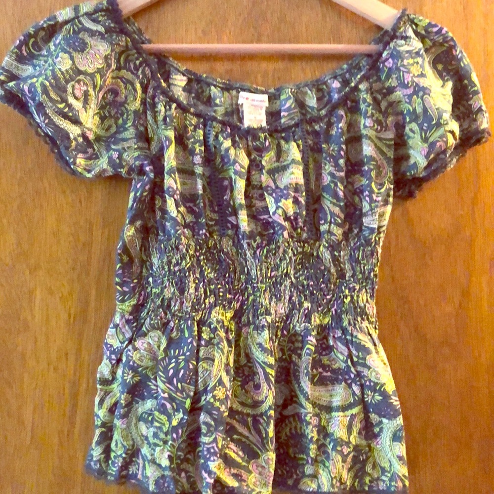 Multi color top